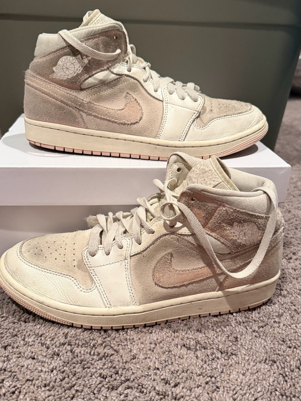 Nike Women's Mid-Top Sneakers in Beige and Cream